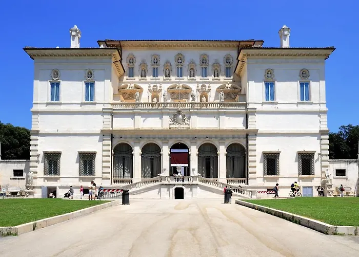 Sunny Flat Near Borghese Рим