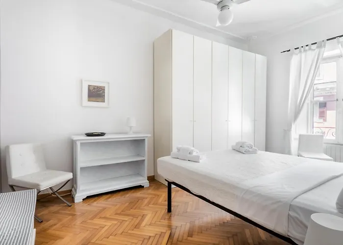 Апартаменты Sunny Flat Near Borghese *